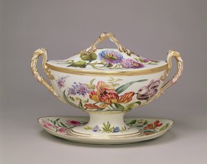Krytá mísa (porcelán)