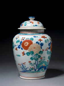 Dóza s víkem, cca 1670-80 (porcelán kakiemon)