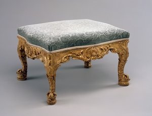 Stolička, cca 1757 (lipové dřevo, zlacení a čalounění)