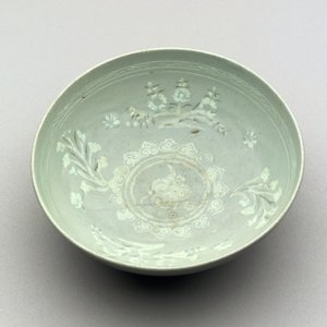 Mísa s celadonovou glazurou, 1250-1350 (keramická)