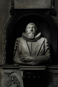 Památník Hugo Barker, 1632 (mramor)