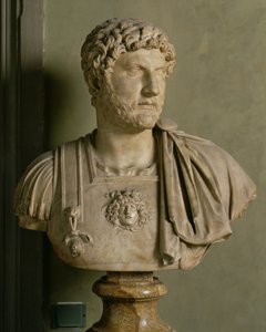 Busta císaře Hadriána (76-138 n. l.) (mramor)
