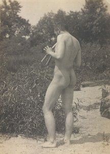 Thomas Eakins, akt, hrající dýmky, ca. 1883.