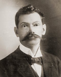 Portrét doktora Francisca Bertranda Barahony kolem roku 1910