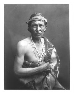 The Medicine Man, cca 1915 (černobílá fotografie)