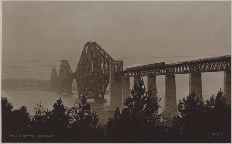 Forth Bridge (č/b foto) od (after) English photographer