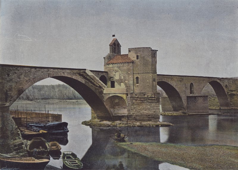 Avignon, Pont Saint-Benezet (barevné foto) od (after) French Photographer
