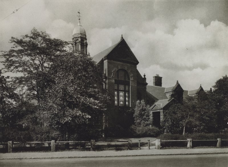 Harvard University: Hemenway Gymnasium (černobílá fotografie) od American Photographer (after)