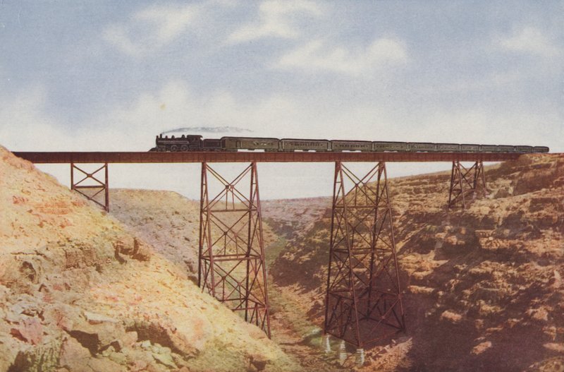Kaňon Diablo, Arizona (barevné foto) od American Photographer