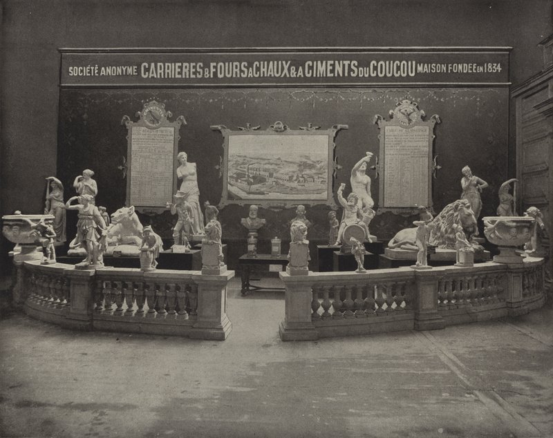 Socha v Cementu od American Photographer