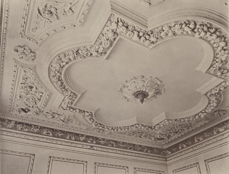 Belton House, Grantham, strop schodiště od Charles Latham