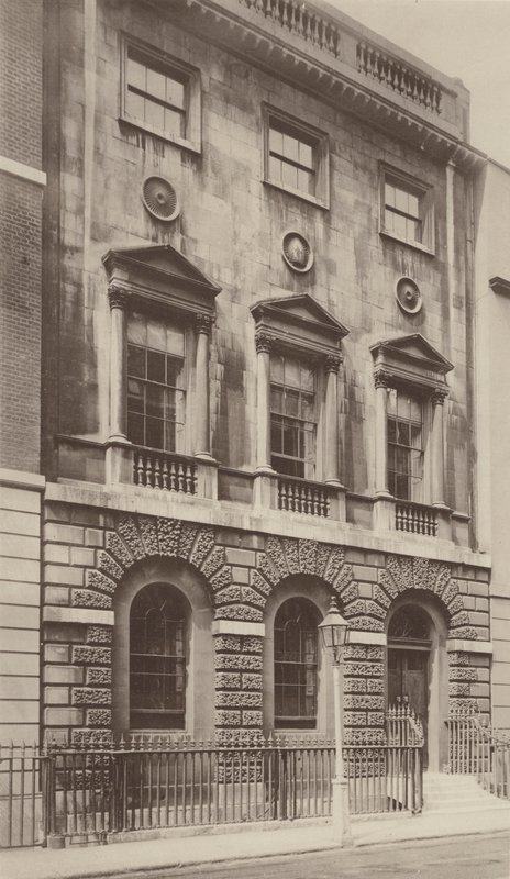 Ely House, Dover Street, West od Charles Latham