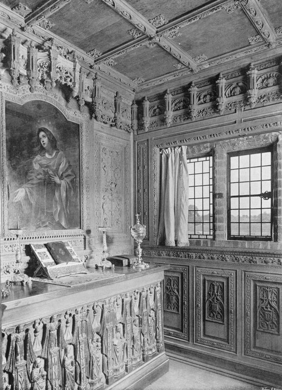 Oratoř Anny Boleynové od Charles Latham