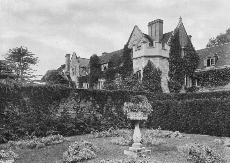 Privy Garden od Charles Latham