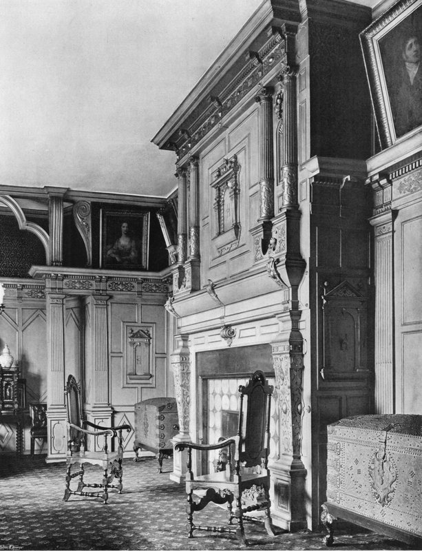 Bílý salon od Charles Latham