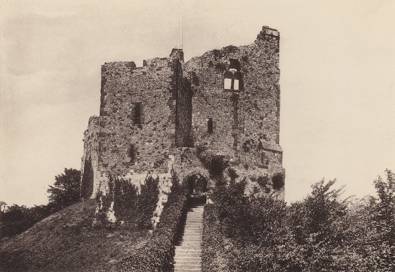 Arundel: The Castle Keep (č/b foto) od English Photographer
