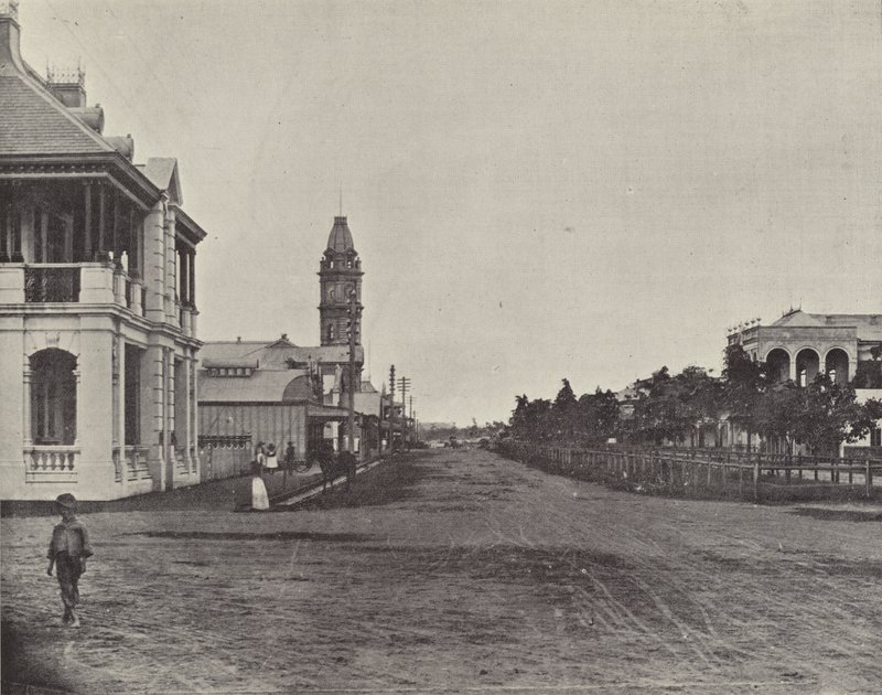 Bourbon Street, Bundaberg, Queensland od English Photographer