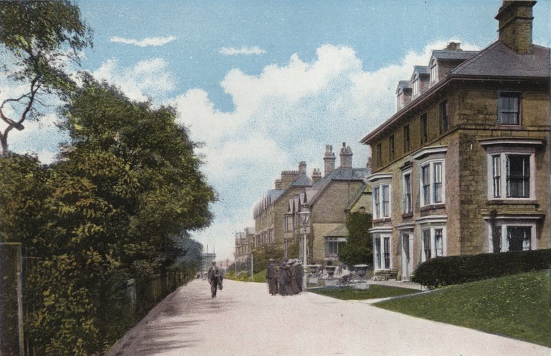 Buxton, The Broad Walk od English Photographer