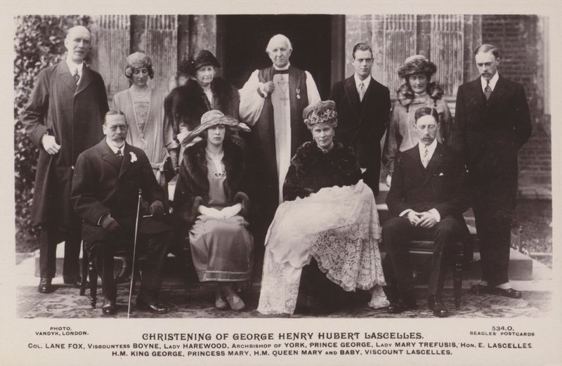 Křest George Henry Hubert Lascelles od English Photographer