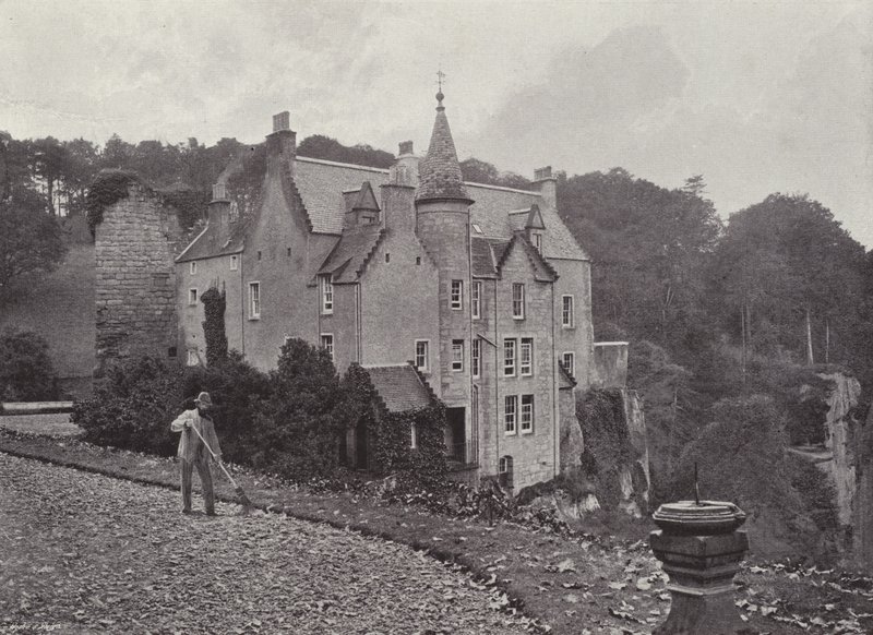Hawthornden od English Photographer