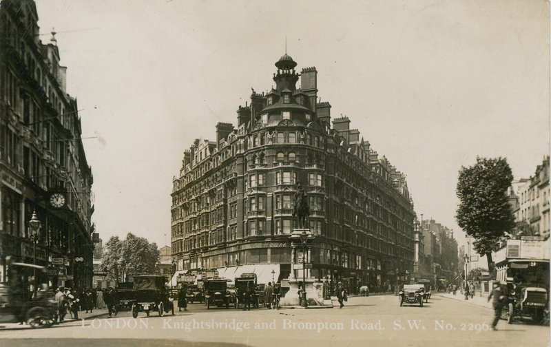 Knightsbridge a Brompton Road, SW, Londýn od English Photographer