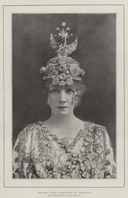 Madame Sarah Bernhardt jako Theodora od English Photographer