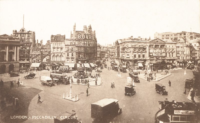 Piccadilly Circus od English Photographer