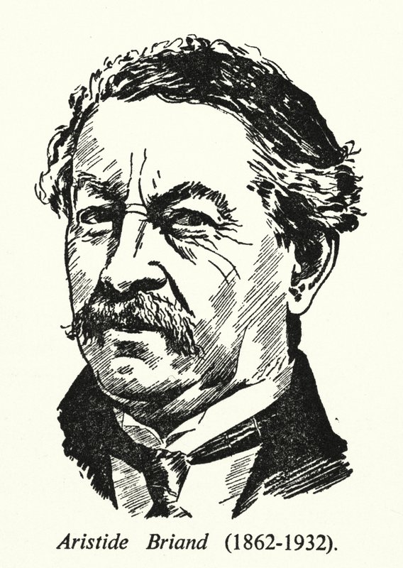 Aristide Briand od English School