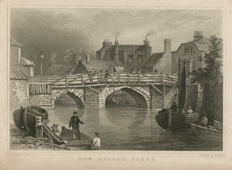 Celkový pohled na Bow Bridge od English School