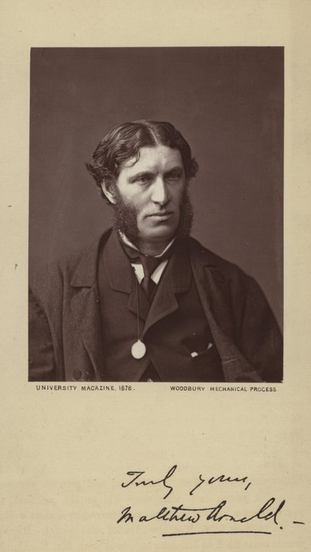 Matthew Arnold od English School