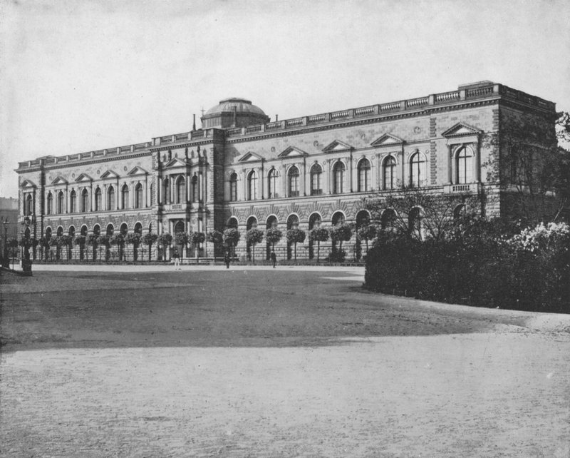 Muzeum v Drážďanech (č/b foto) od European Photographer