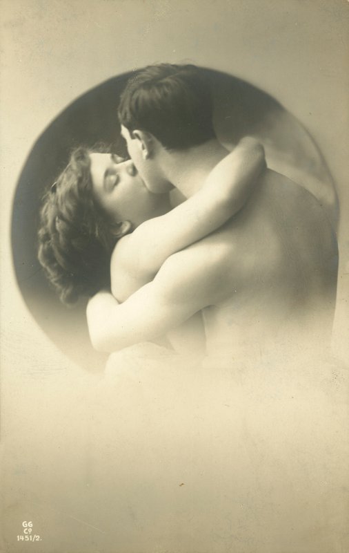 Vášnivý polibek od French Photographer