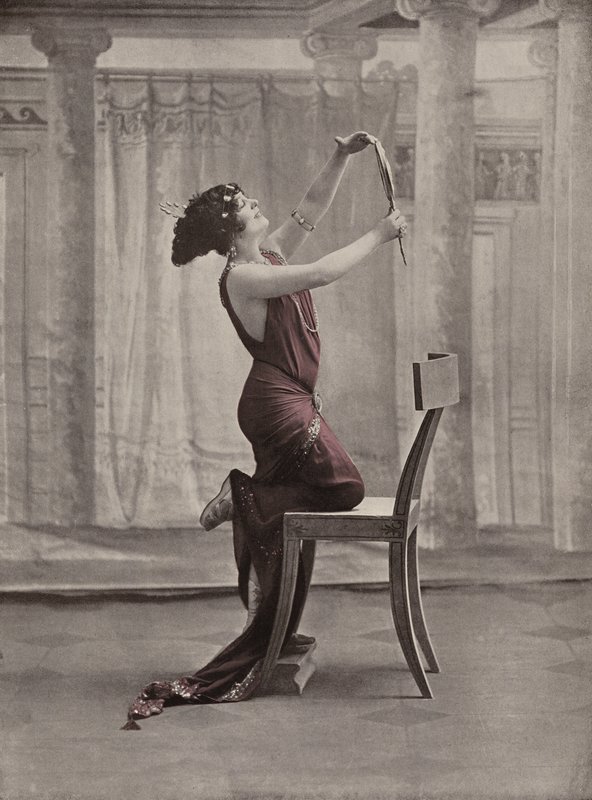 Regina Badet, francouzská komediální herečka (barevné foto) od French Photographer