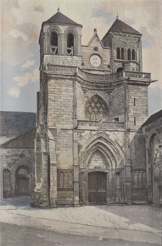 Souvigny, Kostel, Fasáda O od French Photographer