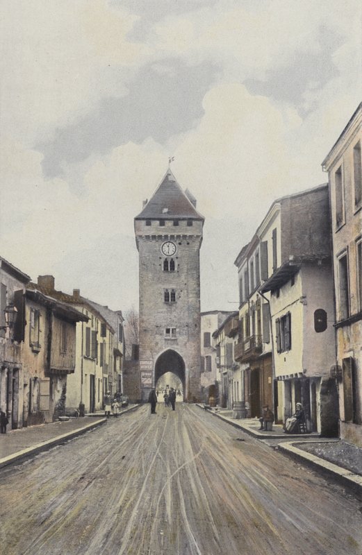 Villeneuve-sur-Lot, Porte de Pujols od French Photographer