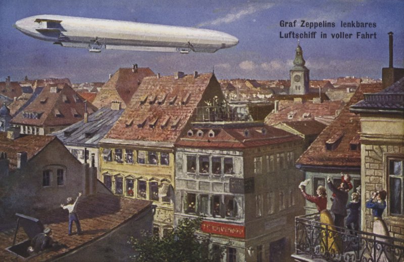 Vzducholoď Zeppelin za letu od German School