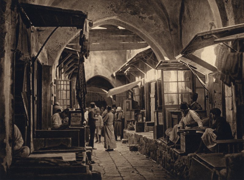 Jeruzalém, Bazar (černobílá fotografie) od Karl Grober