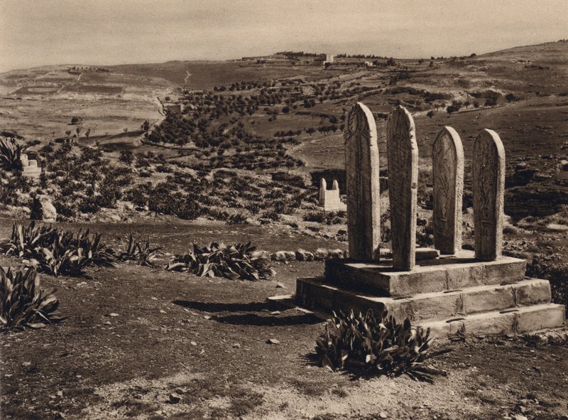 Jeruzalém, mohamedánský hrob (černobílá fotografie) od Karl Grober