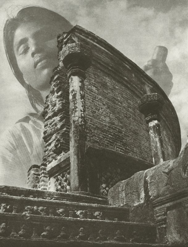 Oči tady nejsou (čb foto) od Lionel Wendt