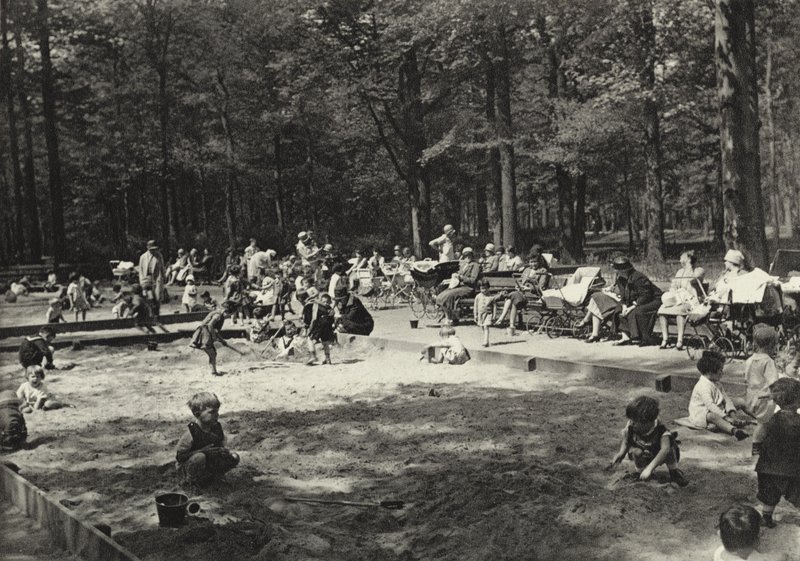 Berlín: Tiergarten (černobílá fotografie) od Sasha Stone